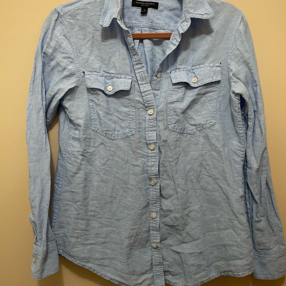 Banana Republic chambray button down